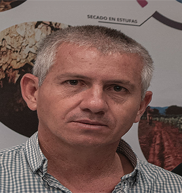 https://tabacojujuy.com.ar/2024/wp-content/uploads/2024/09/Oscar-Aparicio-PNG.png